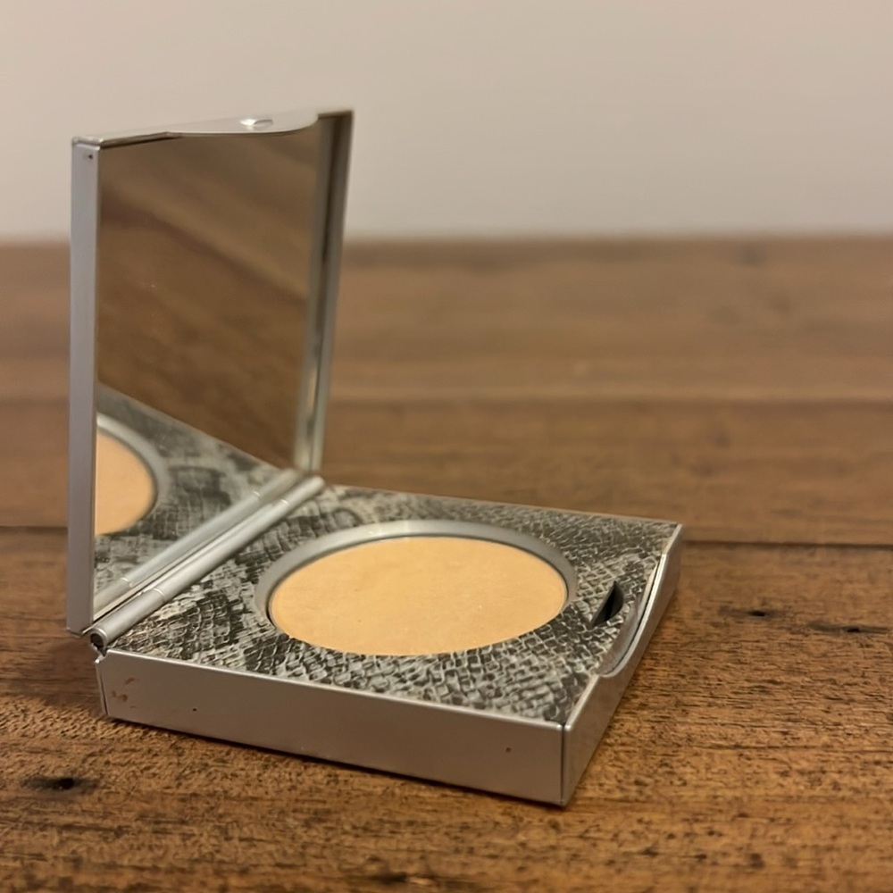 Mally Beauty cancellation concealer system eye light setting powder deeper - Picture 6 of 10